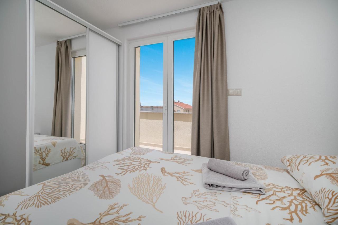 Apartments Miskovic Vodice Exterior photo